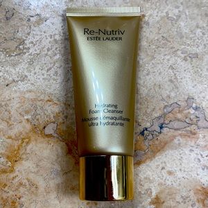 ✨Luxurious Re-Nutriv Estée Lauder Foam Clenser✨